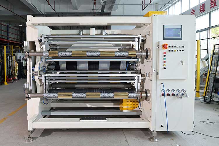 Efficient solutions for nonwovens slitting: a detailed explanation of the industrial application of slitting machines